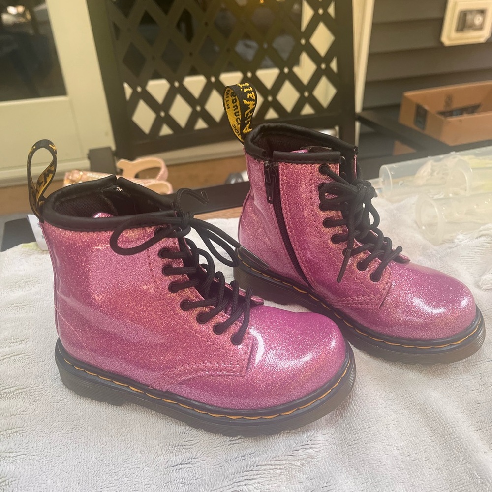 Dr.Martens toddler size 9 never worn